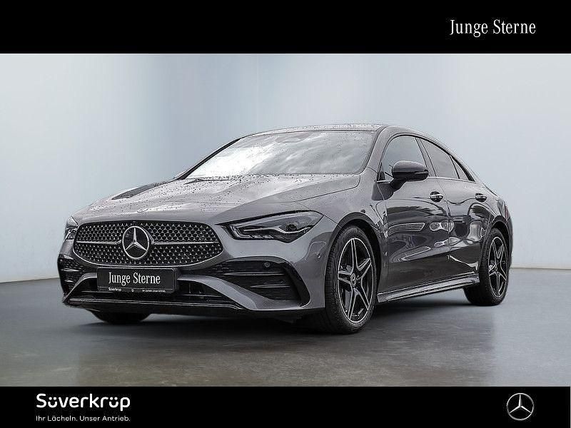 Grau Gebraucht 2024 Mercedes CLA180 Premium Limousine | 35.618 € (Etwas zu teuer) - Bild 1/2
