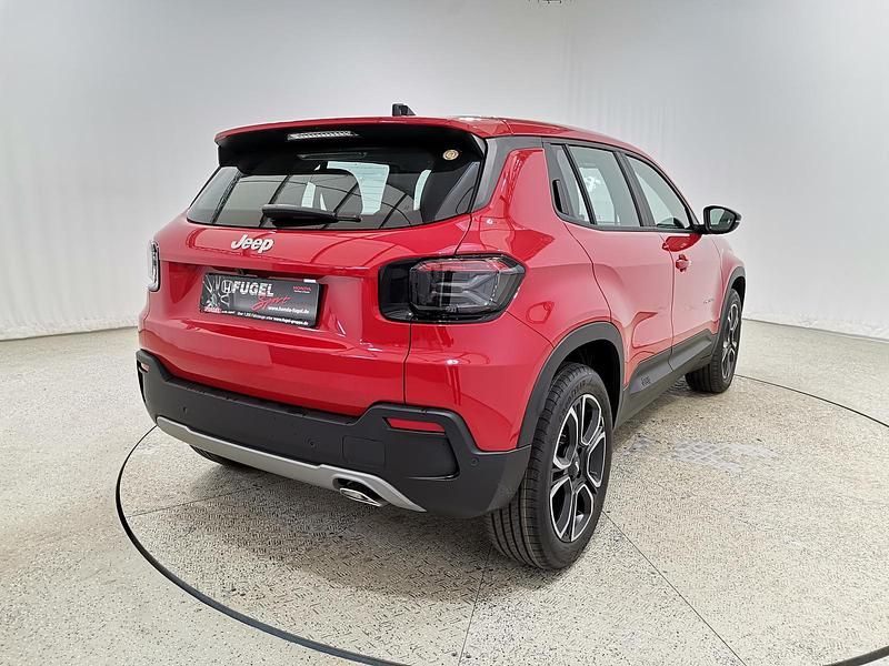 Neu Jeep Avenger Altitude 2025 Ruby red SUV