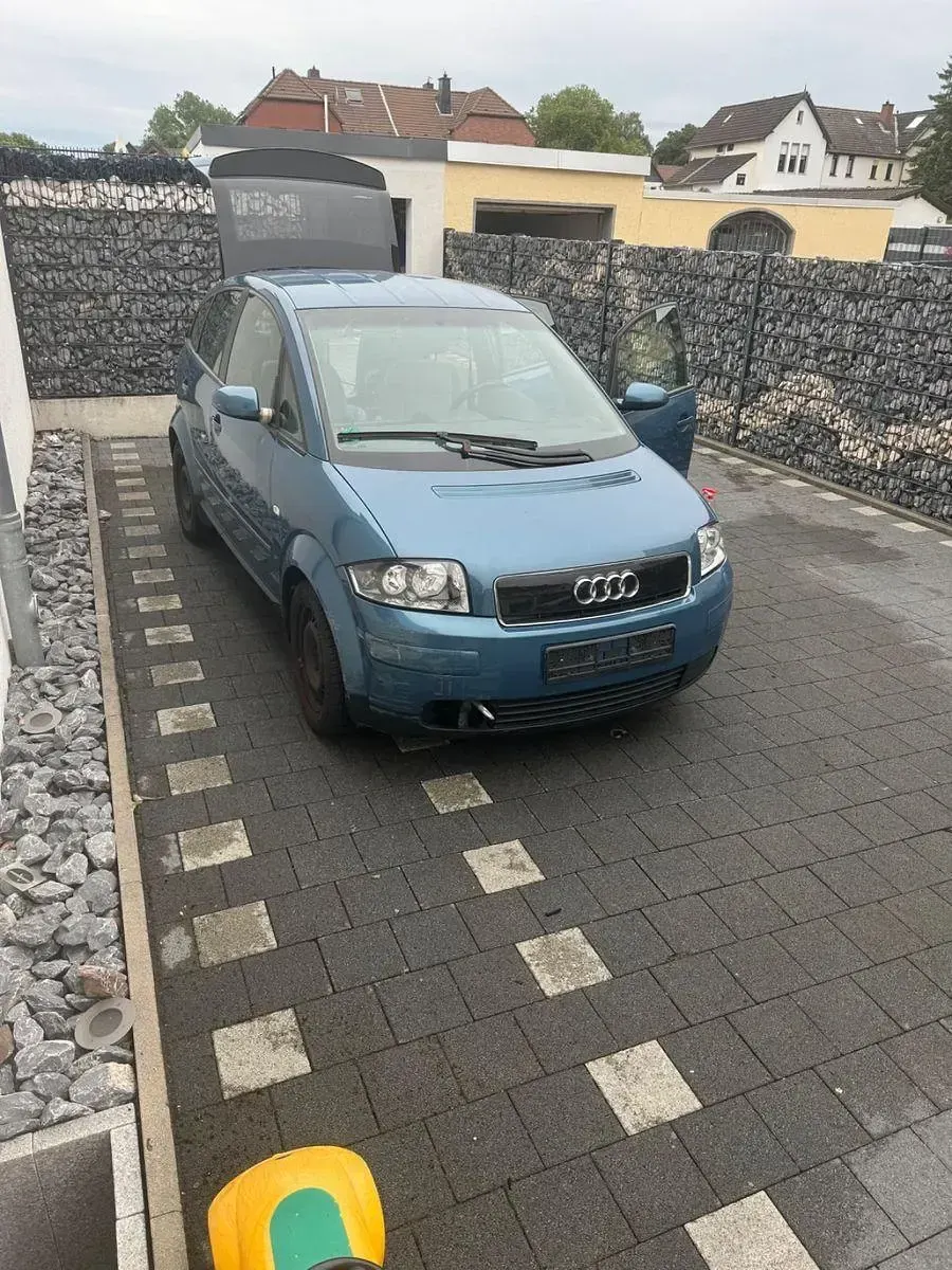 Gebraucht Audi A2 75 PS (55 kW) 2003 Blau Kleinwagen