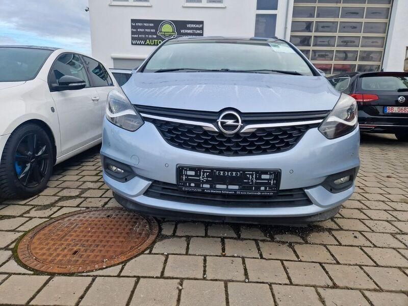 Blau Gebraucht 2017 Opel Zafira Edition Van / Kleinbus | 12.990 € - Bild 1/4