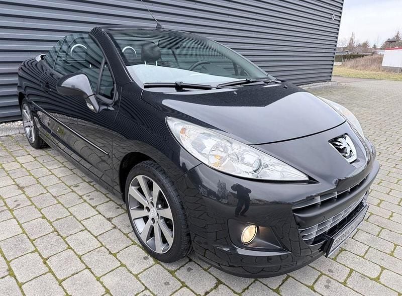 Gebraucht Peugeot 207 CC Platinum 120 PS (88 kW) 2010 Noir obsidien Cabrio