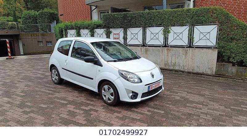 Weiß Gebraucht 2010 Renault Twingo Expression Kleinwagen | 1.999 € (Guter Preis) - Bild 1/4