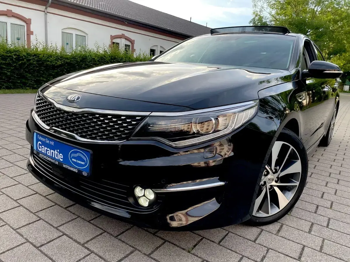 Gebraucht Kia Optima Sport 141 PS (103 kW) 2016 Schwarz Limousine