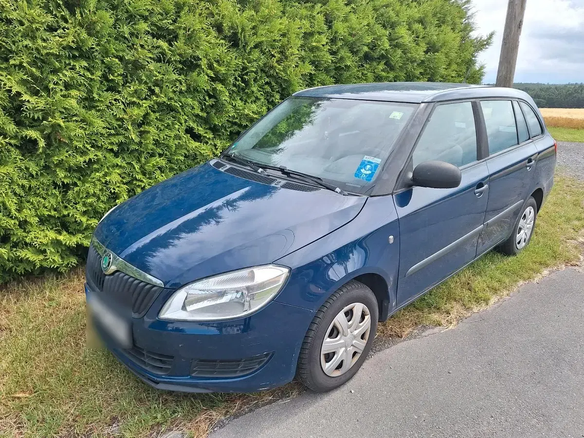 Gebraucht Skoda Fabia 70 PS (51 kW) 2011 Blau Kombi