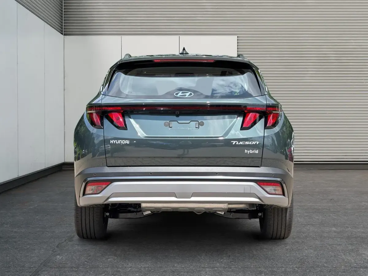 Neu Hyundai Tucson Style 239 PS (175 kW) 2026 Cypress green pearl SUV