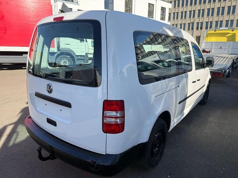 Second-hand VW Caddy Maxi 102 CP (75 kW) 2013 Alb Monovolum