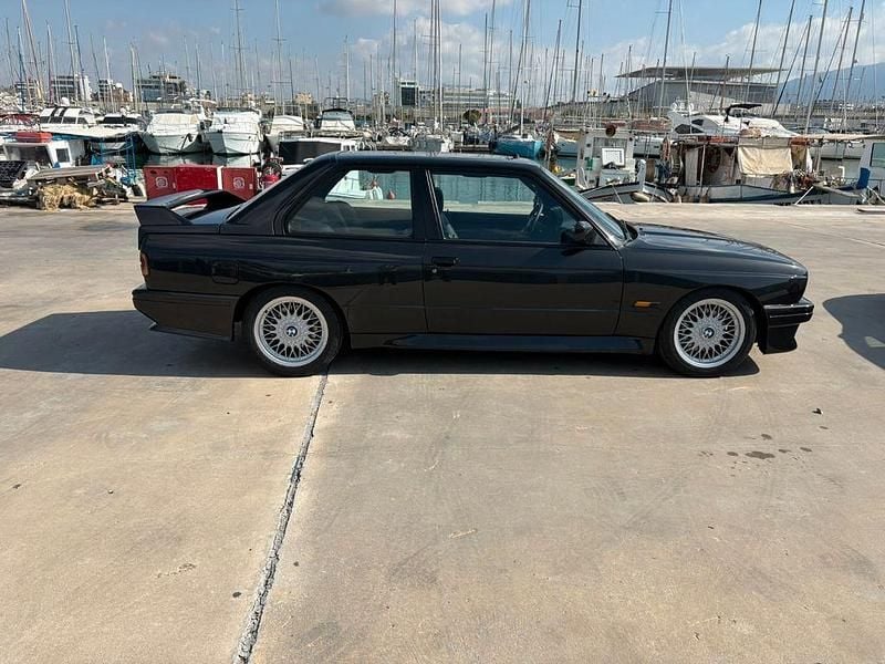Gebraucht BMW M3 343 PS (252 kW) 1986 Schwarz Coupé