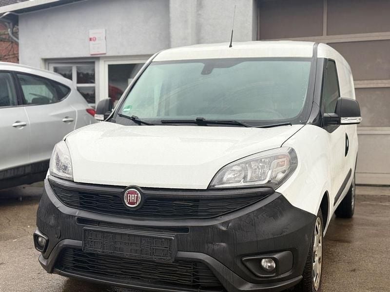 Gebraucht 2019 Fiat Doblò Van / Kleinbus | 4.999 € (Guter Preis) - Bild 1/4