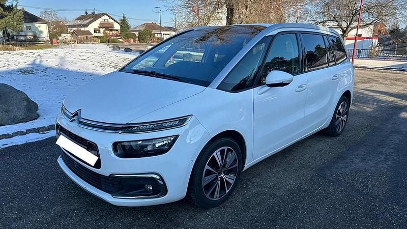 Weiß Gebraucht 2018 Citroën C4 Shine Van / Kleinbus | 8.700 € (Superpreis) - Bild 1/4