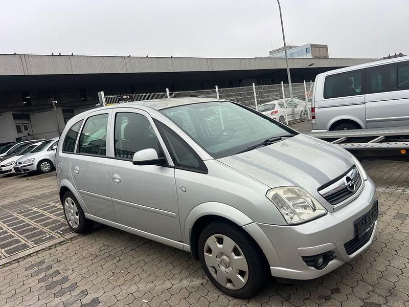 Silber Gebraucht 2006 Opel Meriva Cosmo Van / Kleinbus | 699 € (Guter Preis) - Bild 1/4
