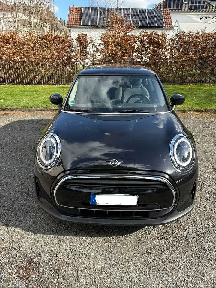 Gebraucht Mini ONE Classic 102 PS (75 kW) 2022 Schwarz Kleinwagen