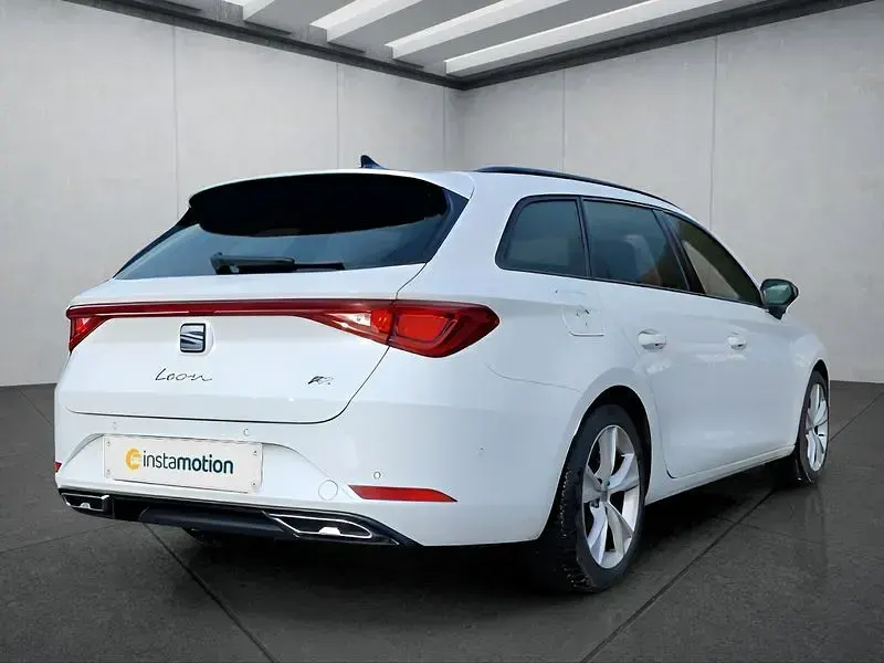 Second-hand Seat Leon 150 CP (110 kW) 2025 Alb Break