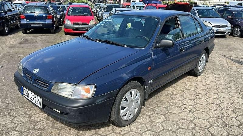 Other Gebraucht 1996 Toyota Carina XLi Limousine | 2.400 € - Bild 1/4