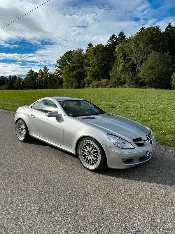 Gebraucht Mercedes SLK350 272 PS (200 kW) 2005 Silber Cabrio