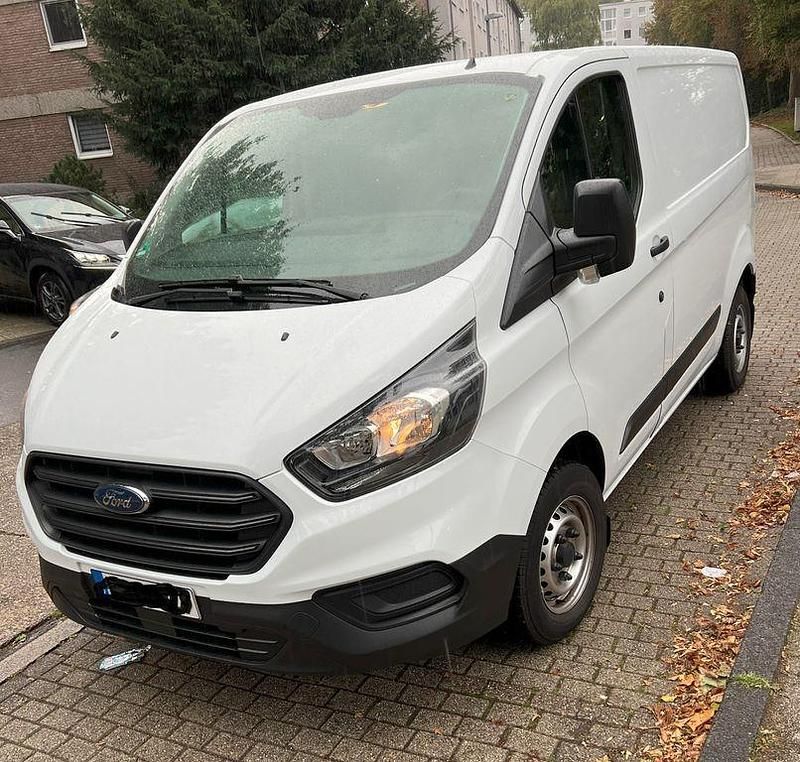 Weiß Gebraucht 2019 Ford Transit Custom Limousine | 13.900 € (Superpreis) - Bild 1/4