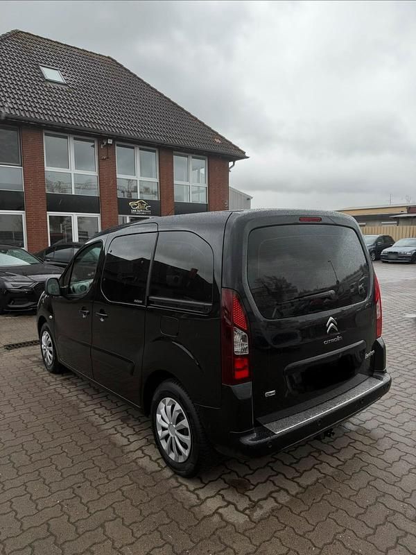 Gebraucht Citroën Berlingo 92 PS (67 kW) 2012 Schwarz Van / Kleinbus