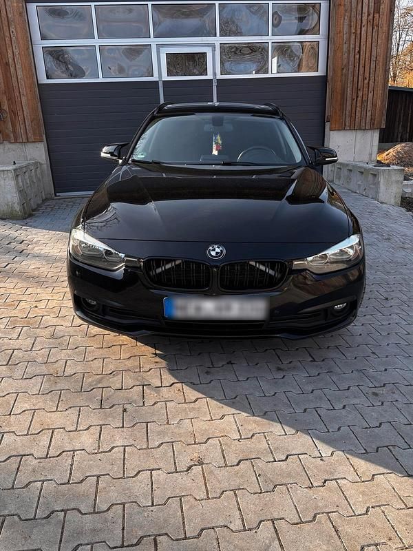 Gebraucht BMW 320 190 PS (139 kW) 2017 Schwarz Kombi