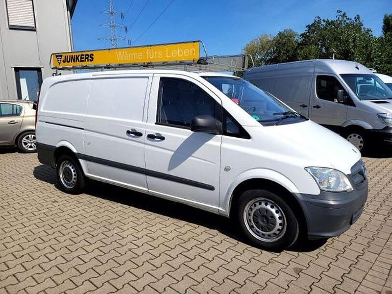 Gebraucht Mercedes Vito 280 PS (205 kW) 2013 Weiß Van