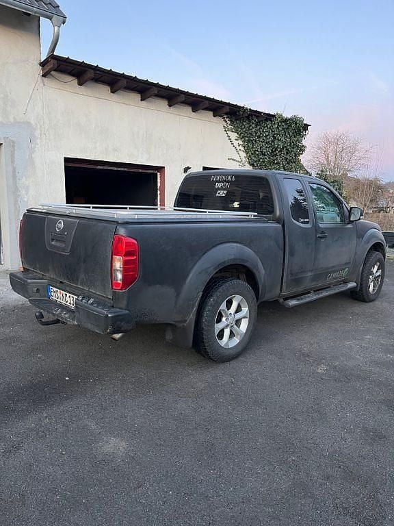Gebraucht Nissan Navara 192 PS (141 kW) 2010 Blau Abholung