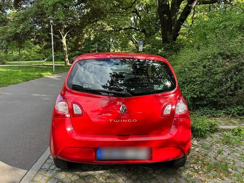 Gebraucht Renault Twingo 75 PS (55 kW) 2012 Rot Kleinwagen