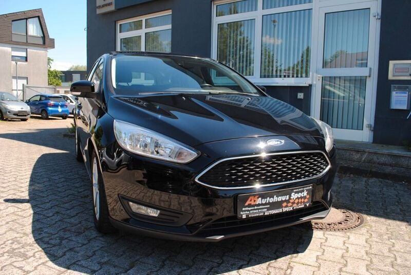 Schwarz Gebraucht 2017 Ford Focus Business Edition Limousine | 9.790 € (Fairer Preis) - Bild 1/4