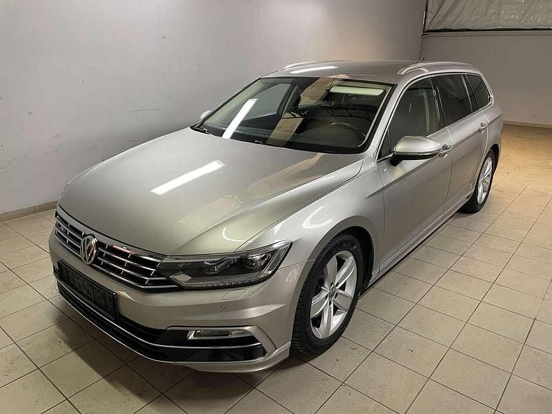 Gebraucht VW Passat Highline 150 PS (110 kW) 2016 Tungsten silver metallic Kombi