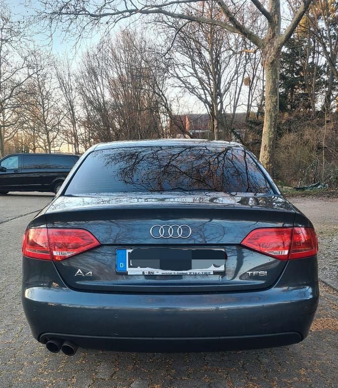 Gebraucht Audi A4 120 PS (88 kW) 2010 Grau Limousine