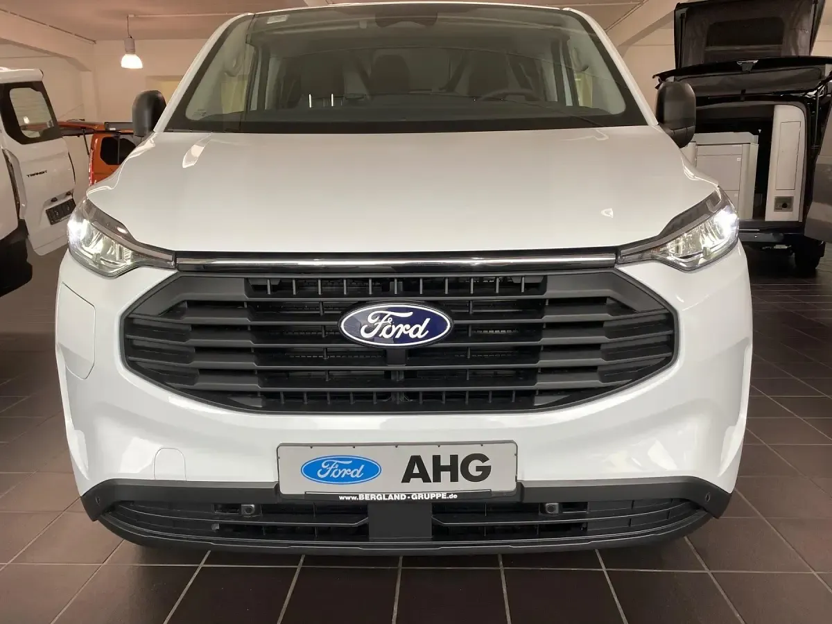 Neu Ford Transit Custom Trend 232 PS (170 kW) 2026 Frozen white (weiß) weiß Van