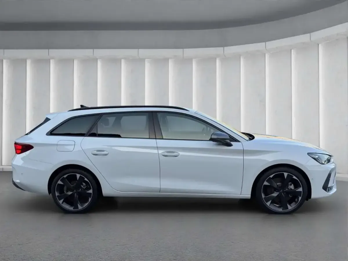 Gebraucht Cupra Leon 150 PS (110 kW) 2026 Nevada weiss Kombi