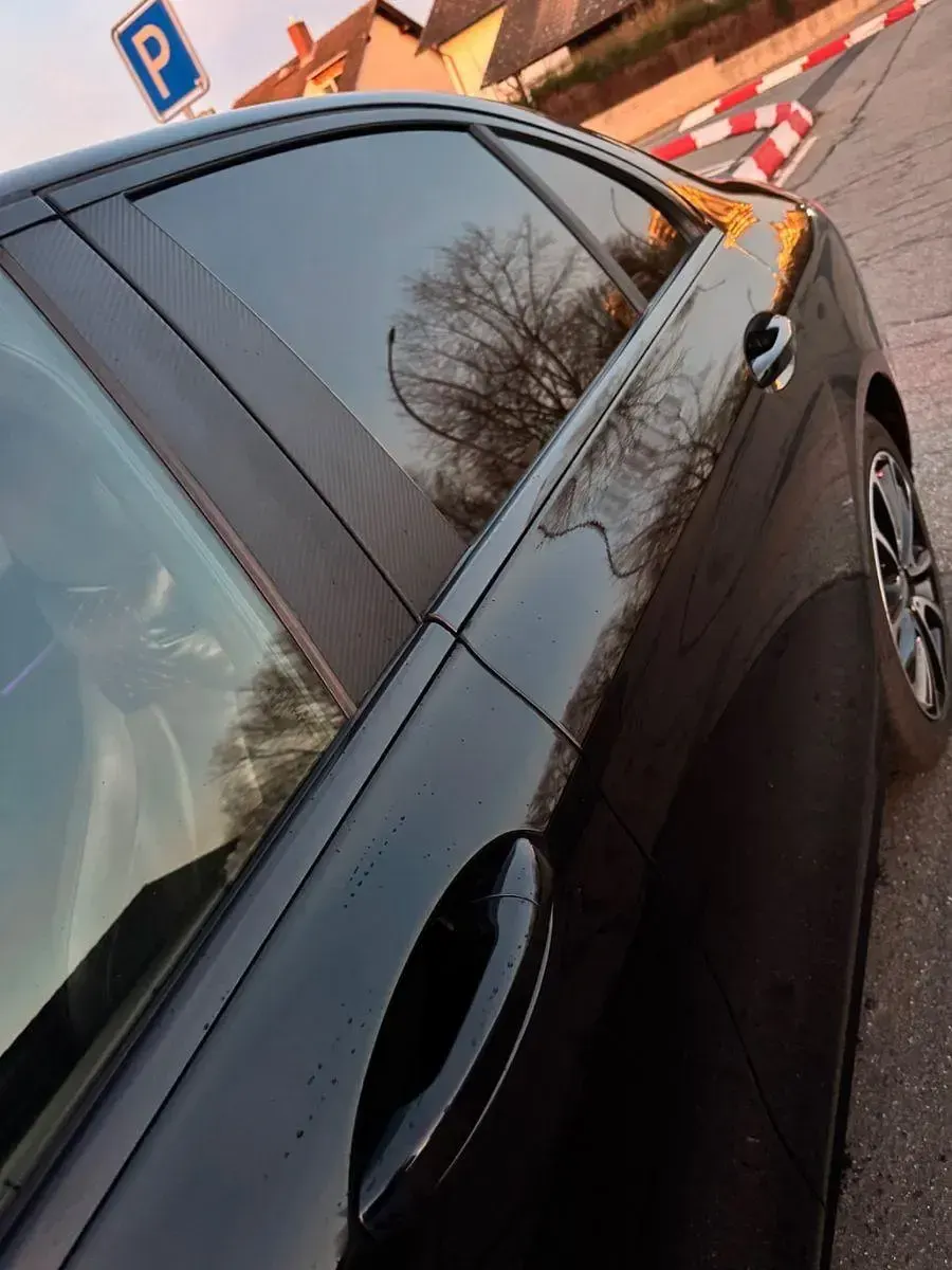 Gebraucht Mercedes E220 Premium 194 PS (142 kW) 2021 Schwarz Limousine