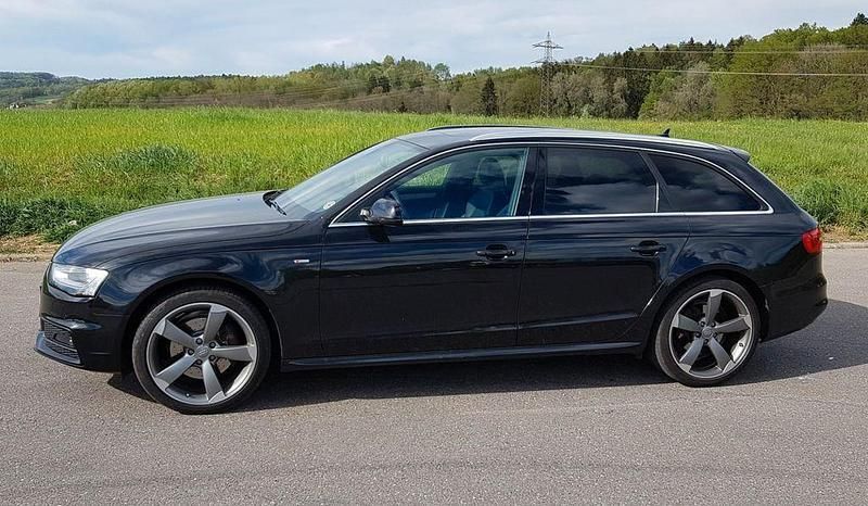 Schwarz Gebraucht 2014 Audi A4 S-Line Kombi | 13.900 € (Fairer Preis) - Bild 1/4