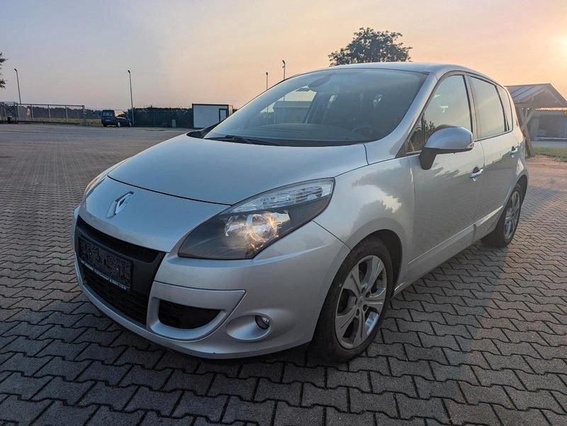 Gebraucht Renault Scénic III 131 PS (96 kW) 2011 Silber Van / Kleinbus