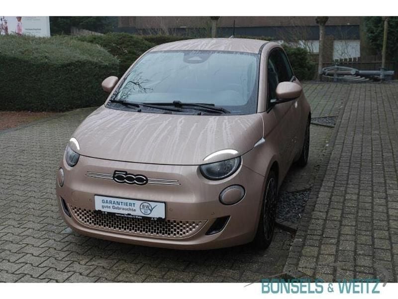 Gebraucht Fiat 500e Icon 86 kW (118 PS) 2021 Gold metallic Kleinwagen