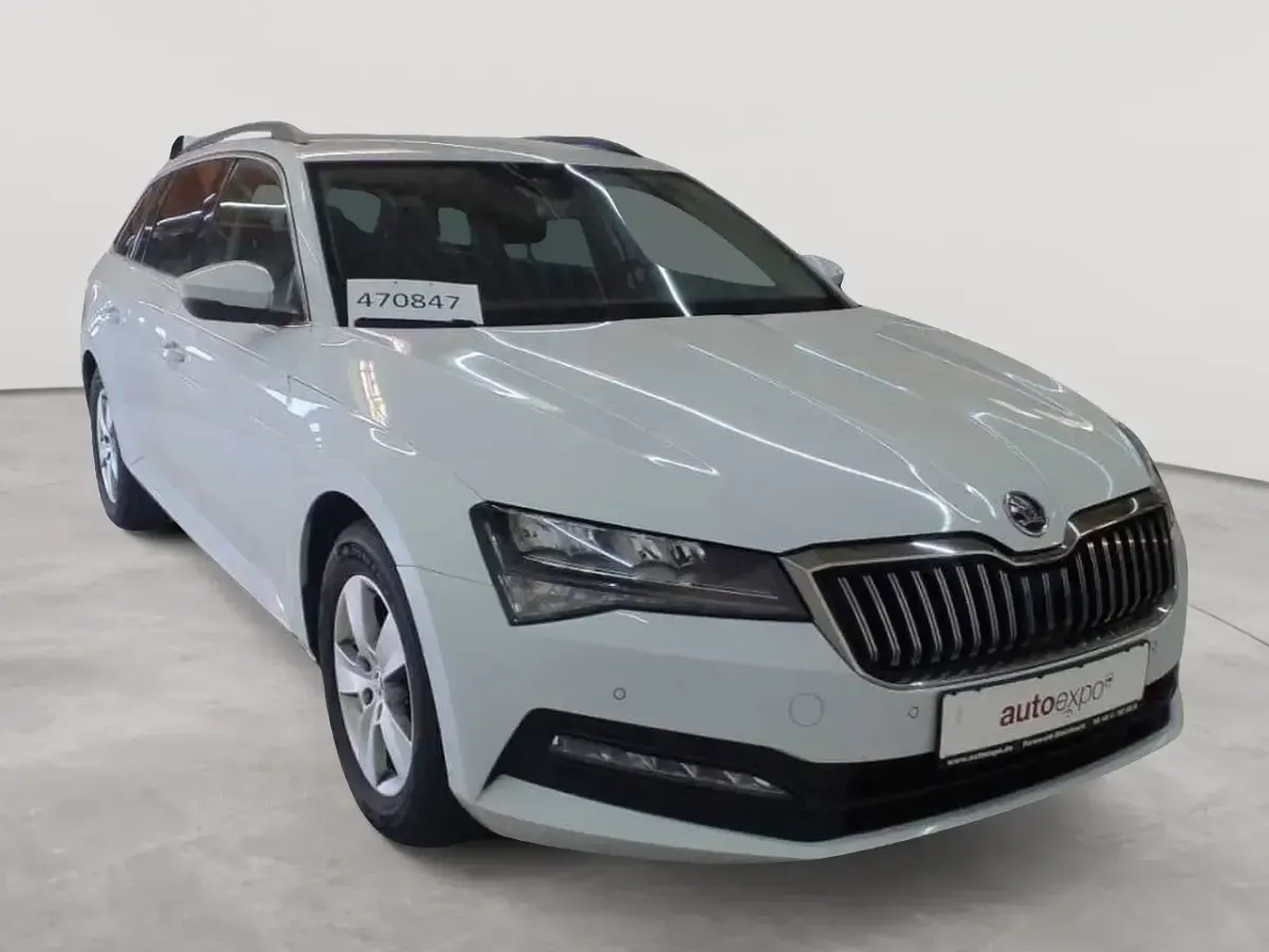 Gebraucht Skoda Superb Ambition 150 PS (110 kW) 2022 Kombi