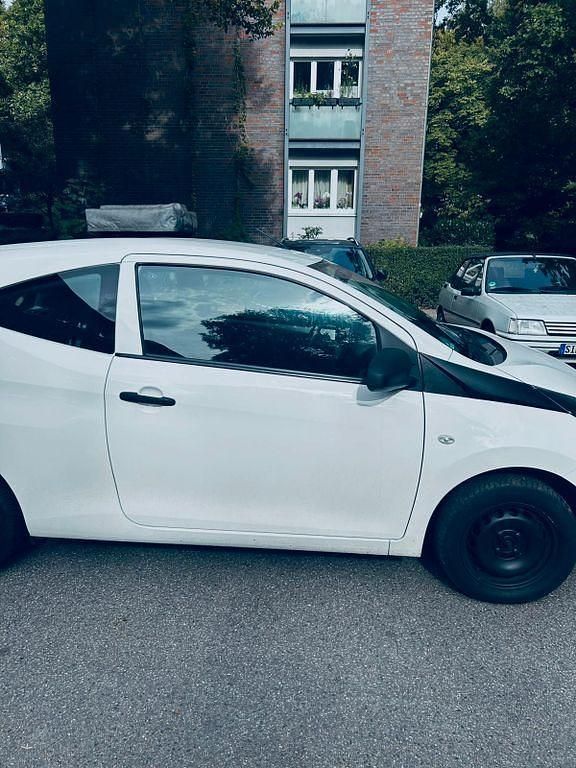 Gebraucht Toyota Aygo Edition-S 69 PS (50 kW) 2017 Weiß Kleinwagen