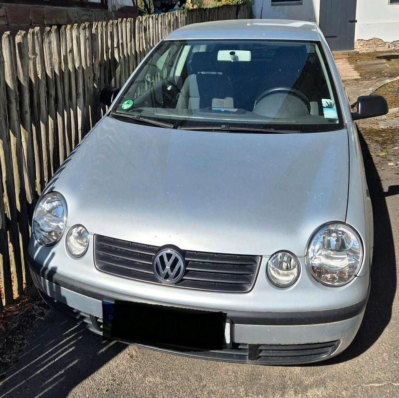 Silber Gebraucht 2002 VW Polo Kleinwagen | 2.400 € (Fairer Preis) - Bild 1/3