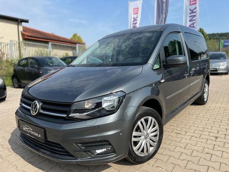 Grau Gebraucht 2017 VW Caddy Maxi Trendline Van / Kleinbus | 13.999 € (Guter Preis) - Bild 1/4