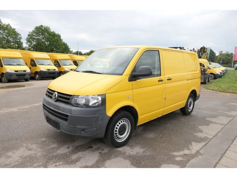 Gebraucht VW T5 84 PS (61 kW) 2011 Ginstergelb r1032 Van