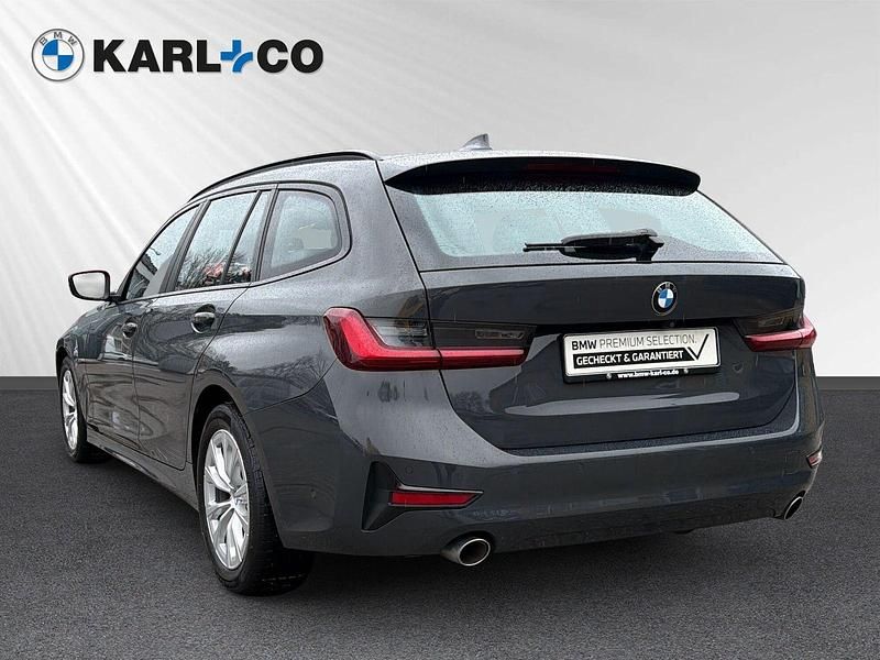 Gebraucht BMW 318 Advantage 150 PS (110 kW) 2021 Grau Kombi
