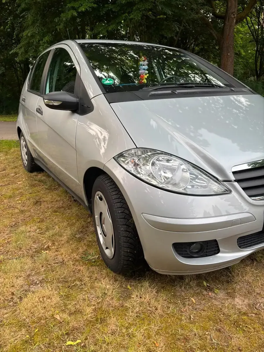 Gebraucht Mercedes A150 95 PS (69 kW) 2005 Silber Van / Kleinbus