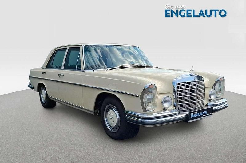 Hellelfenbein Gebraucht 1971 Mercedes S280 SE Limousine | 55.830 € - Bild 1/4