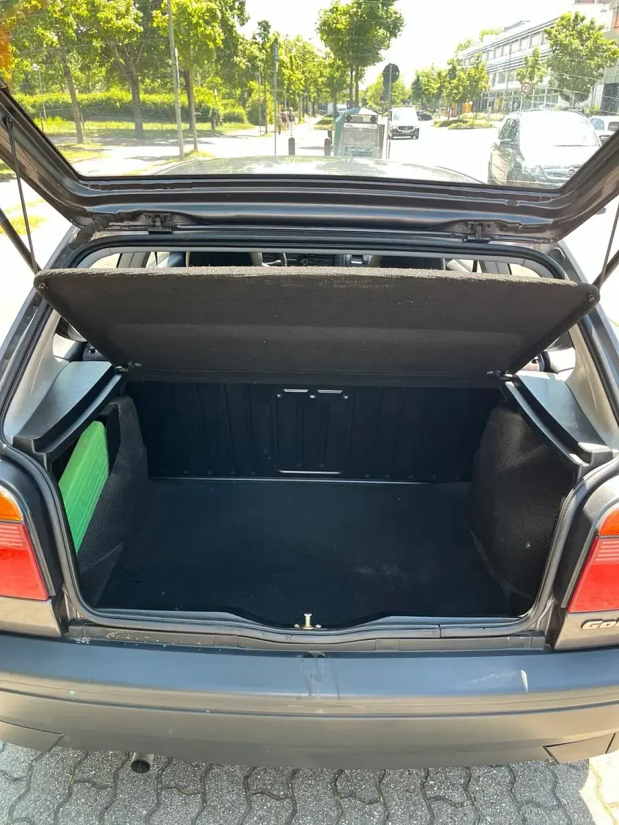Gebraucht VW Golf III 60 PS (44 kW) 1993 Grau Kleinwagen