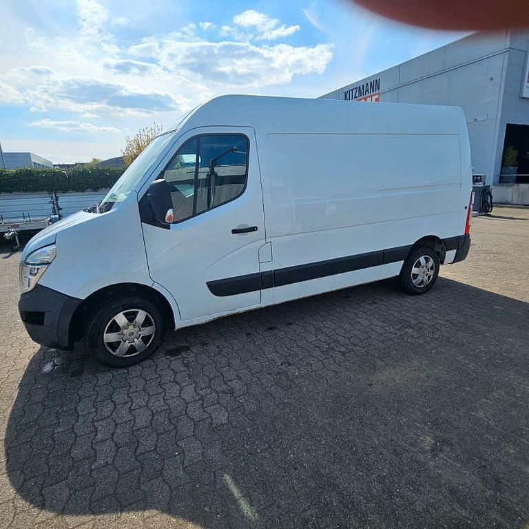 Gebraucht Nissan NV400 125 PS (91 kW) 2016 Weiß Van