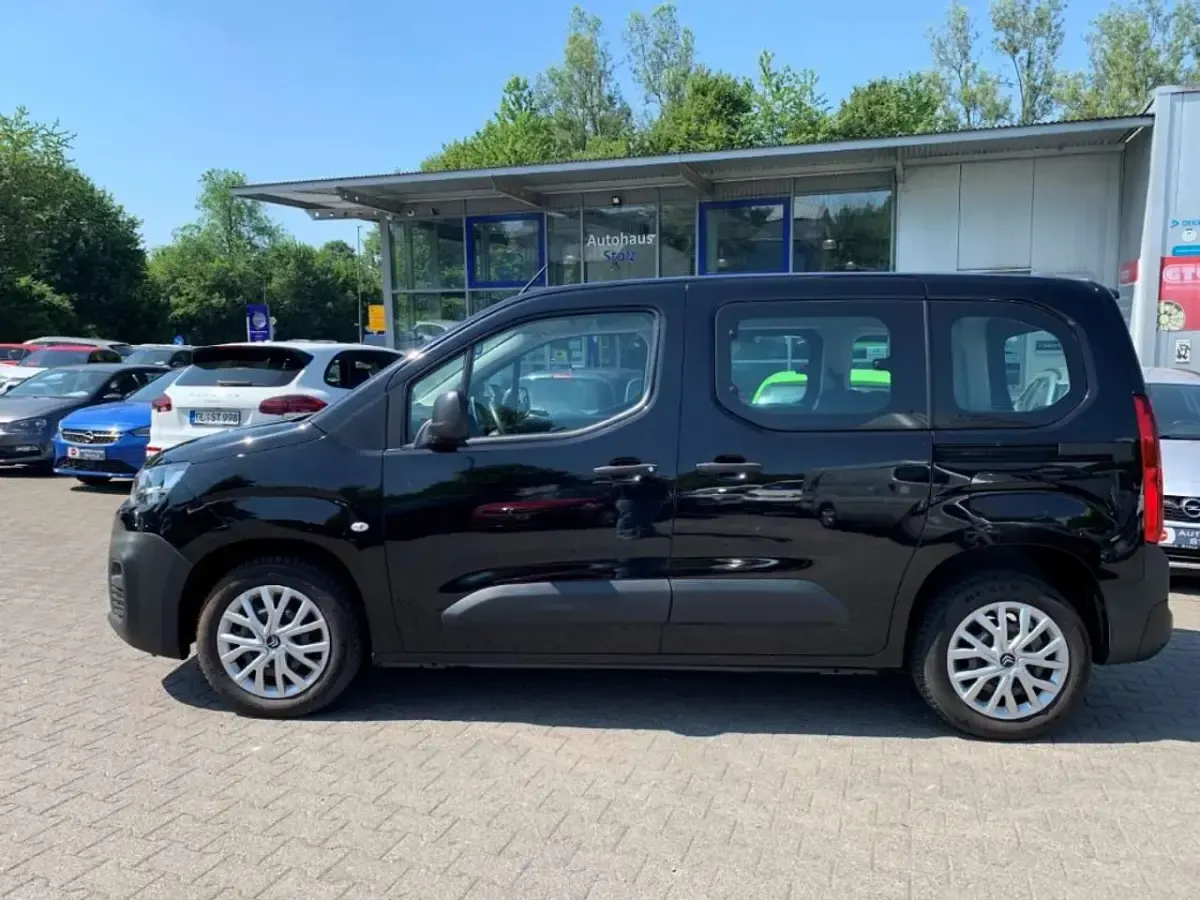 Gebraucht Citroën Berlingo Live 110 PS (80 kW) 2023 Schwarz Van / Kleinbus