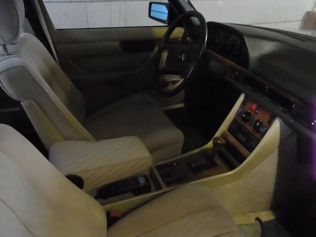 Gebraucht Mercedes 380 1985 Grün Limousine