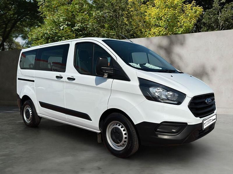 Weiß Gebraucht 2020 Ford Transit Kombi | 23.500 € (Fairer Preis) - Bild 1/4