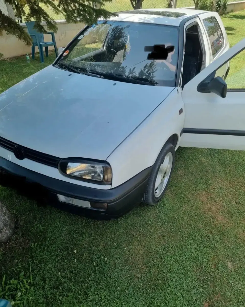 Brugt VW Golf III 105 HK (77 kW) 1999 Hvid Hatchback
