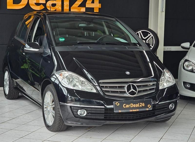 Gebraucht Mercedes A160 Elegance 95 PS (69 kW) 2010 Schwarz Limousine
