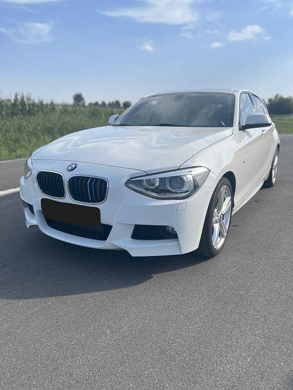 Weiß Gebraucht 2015 BMW 114 M Sport Kleinwagen | 11.290 € (Fairer Preis) - Bild 1/4