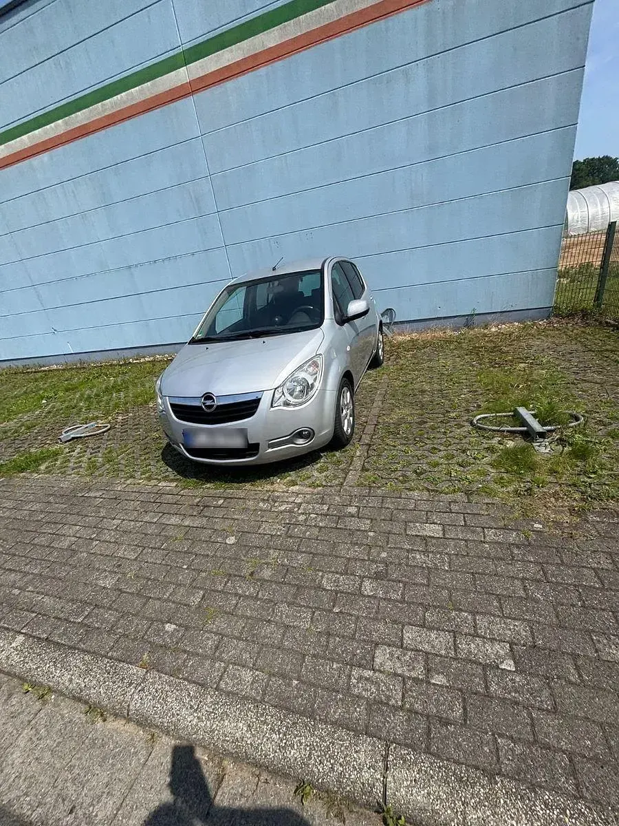 Gebraucht Opel Agila Edition 86 PS (63 kW) 2008 Silber Kleinwagen